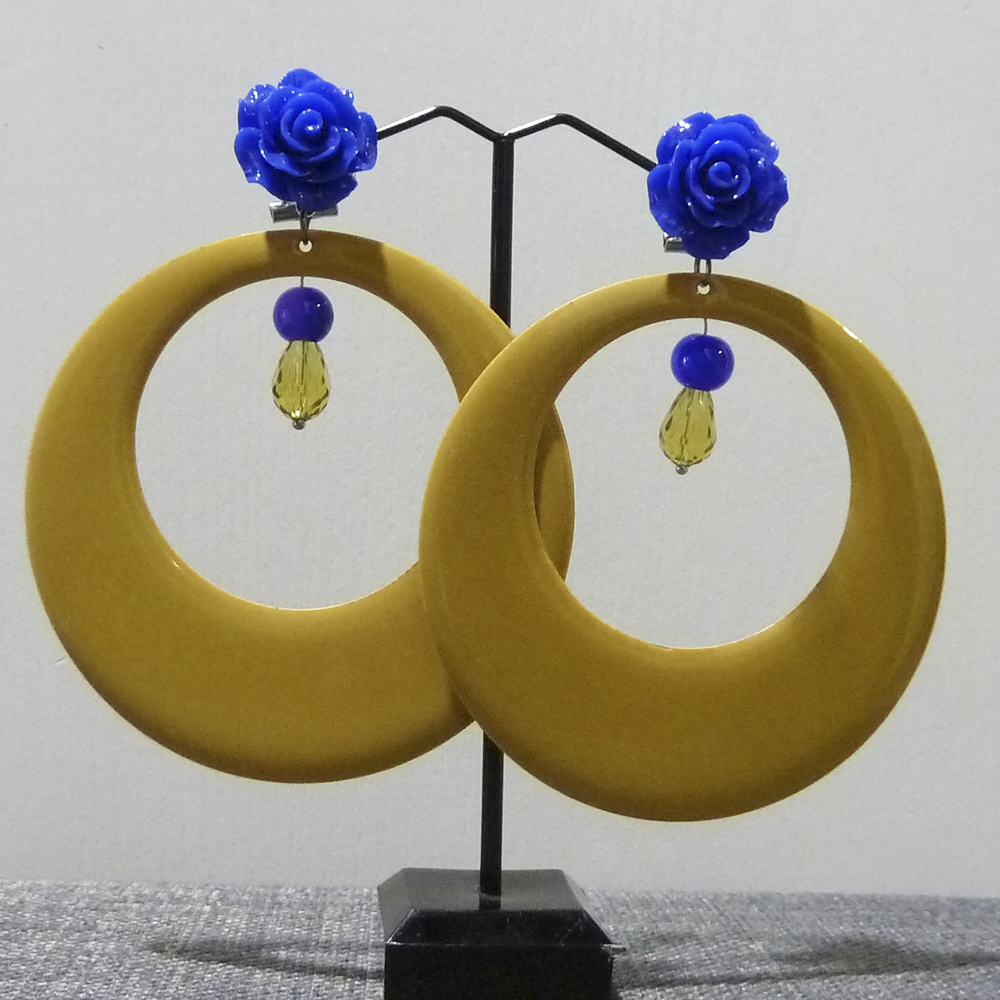 Pendientes flamenca madera amarillos