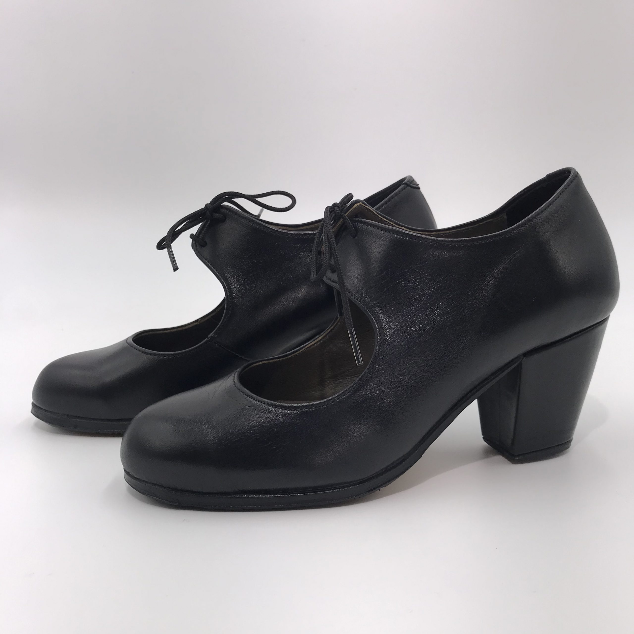 Zapato Albaicín negro tacón cubano – Urly Flamenca – Urly Moda